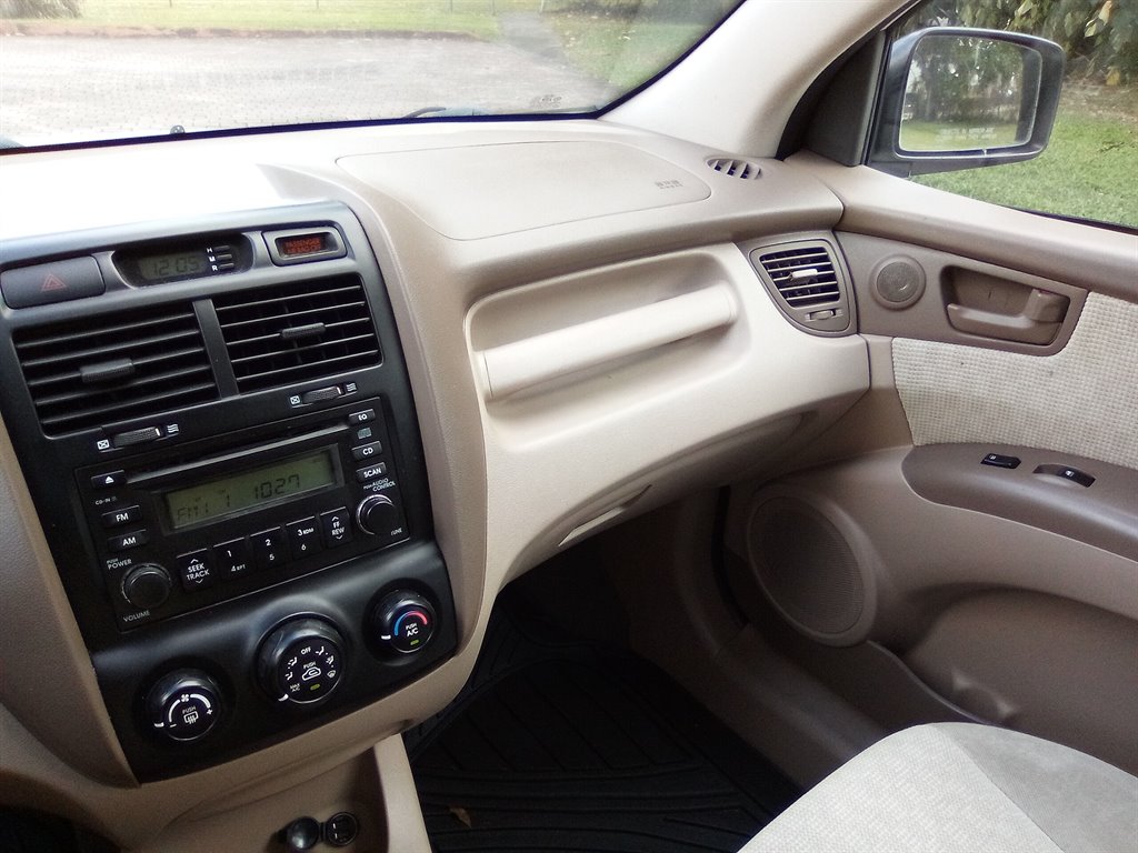 2008 Kia Sportage LX photo