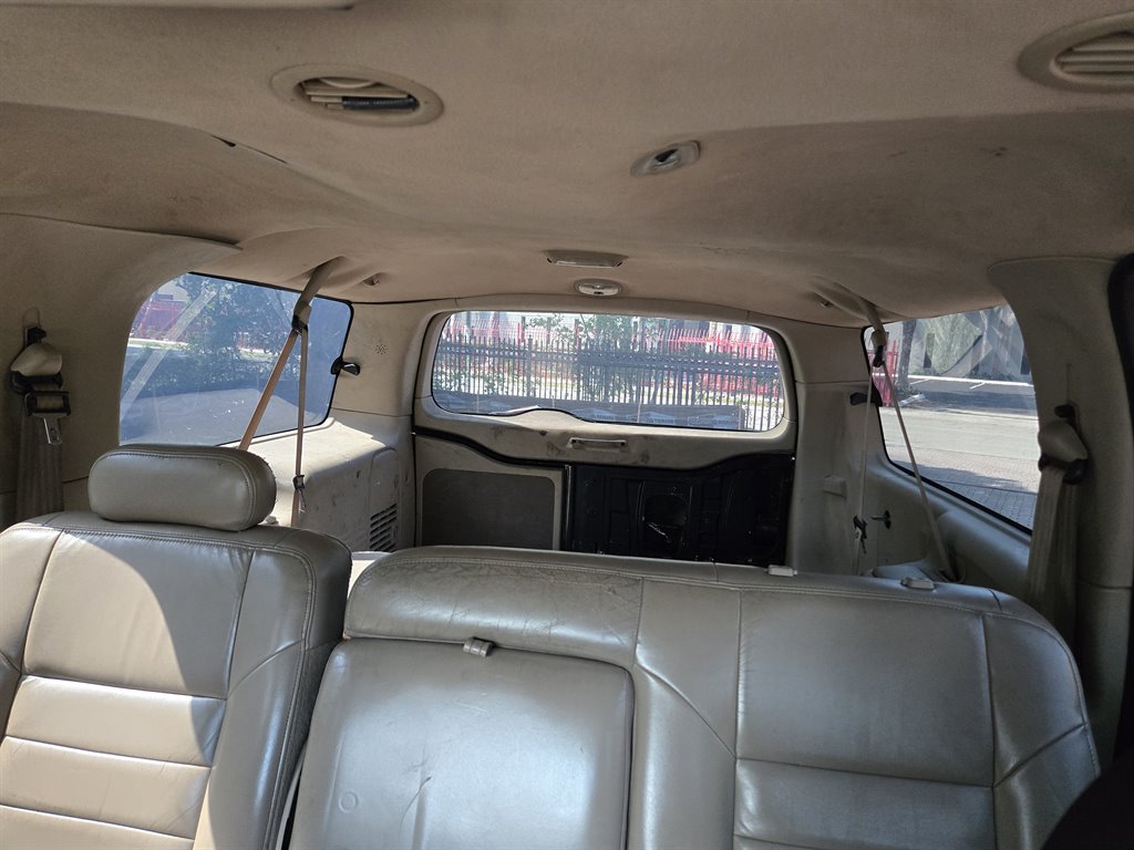 2003 Ford Excursion Limited photo