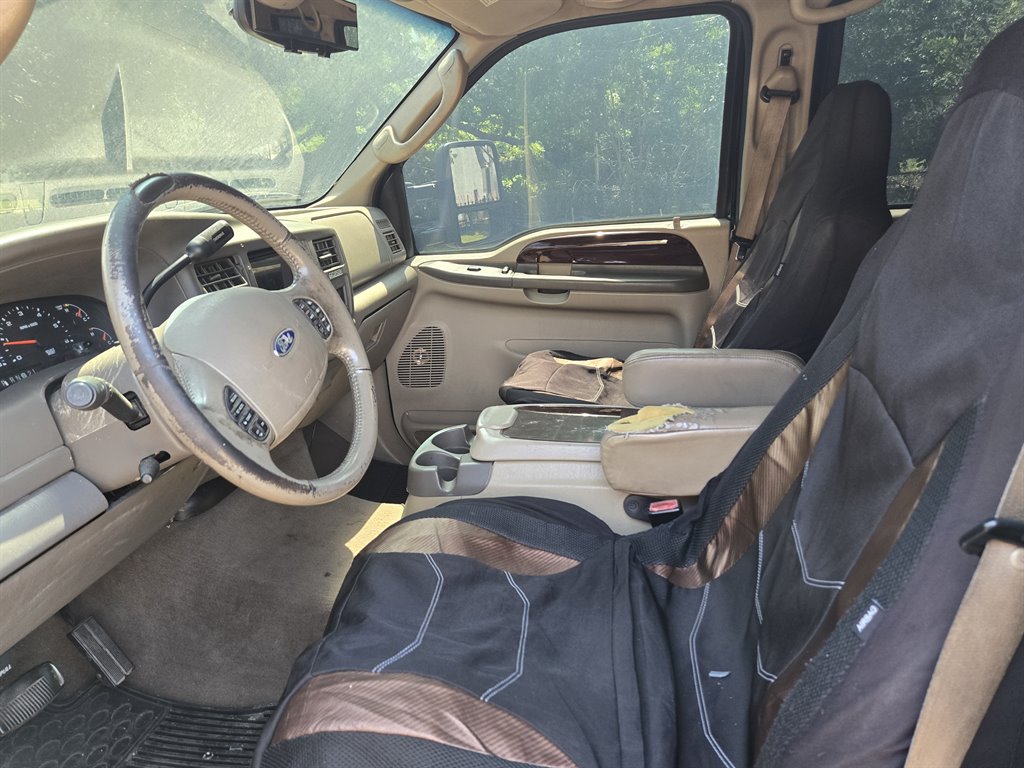 2003 Ford Excursion Limited photo