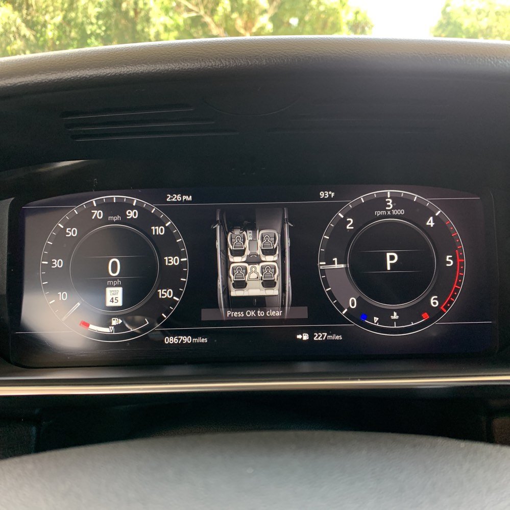 2018 LAND ROVER Range Rover Sport - $28,995