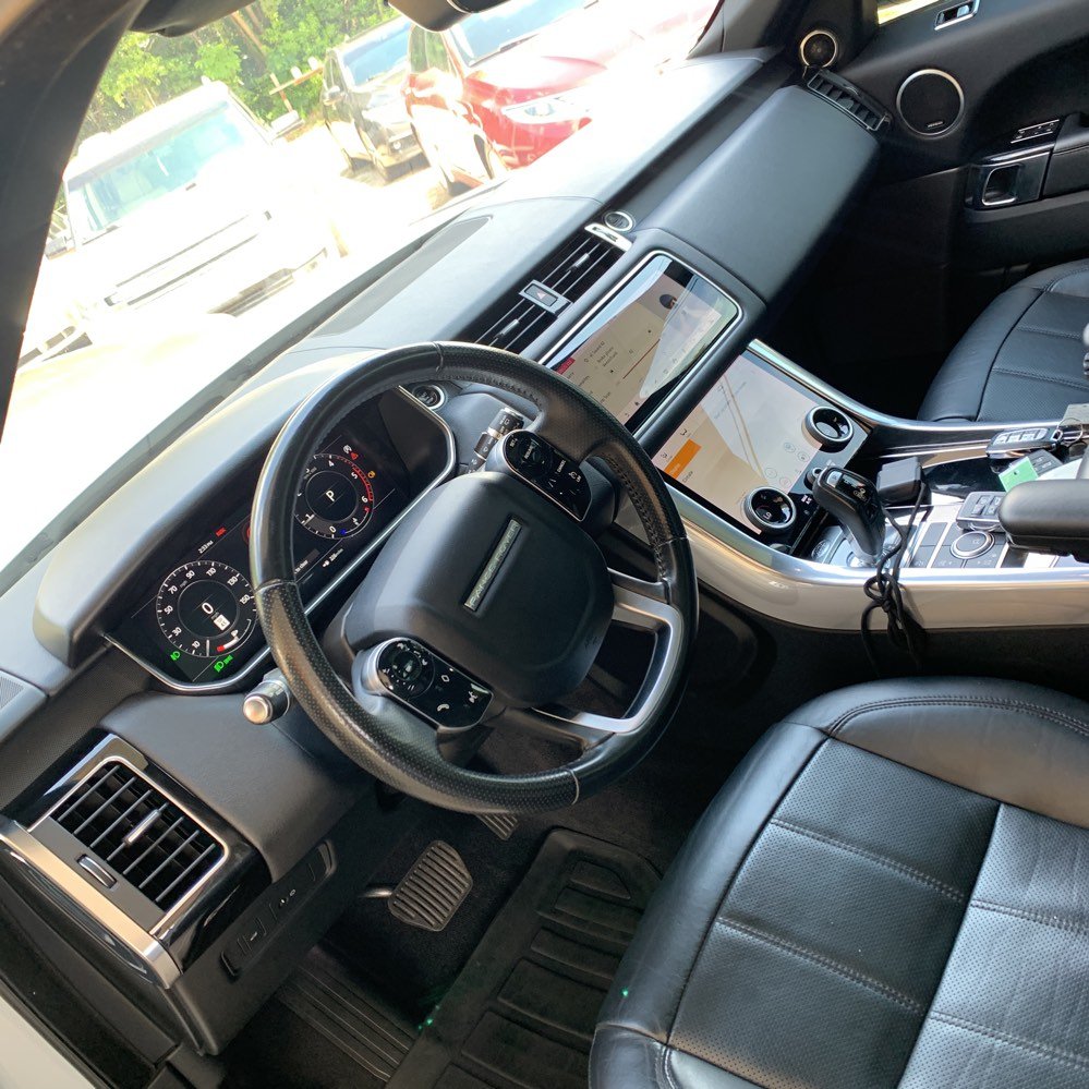 2018 LAND ROVER Range Rover Sport - $28,995
