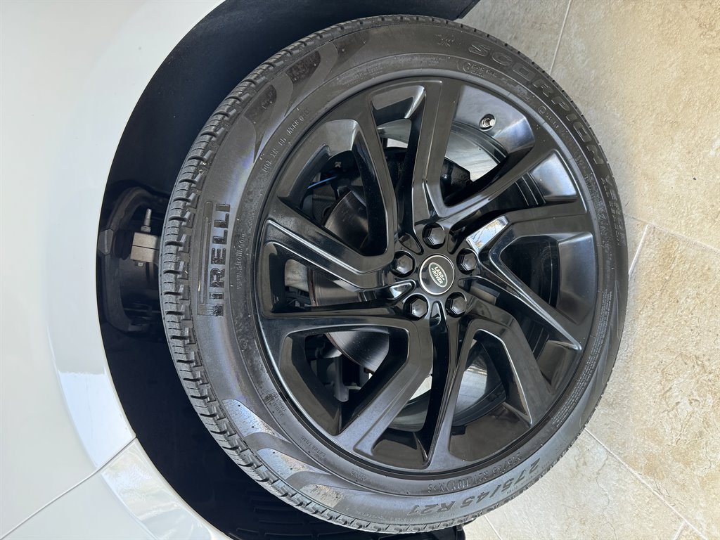 2018 LAND ROVER Range Rover Sport - $28,995