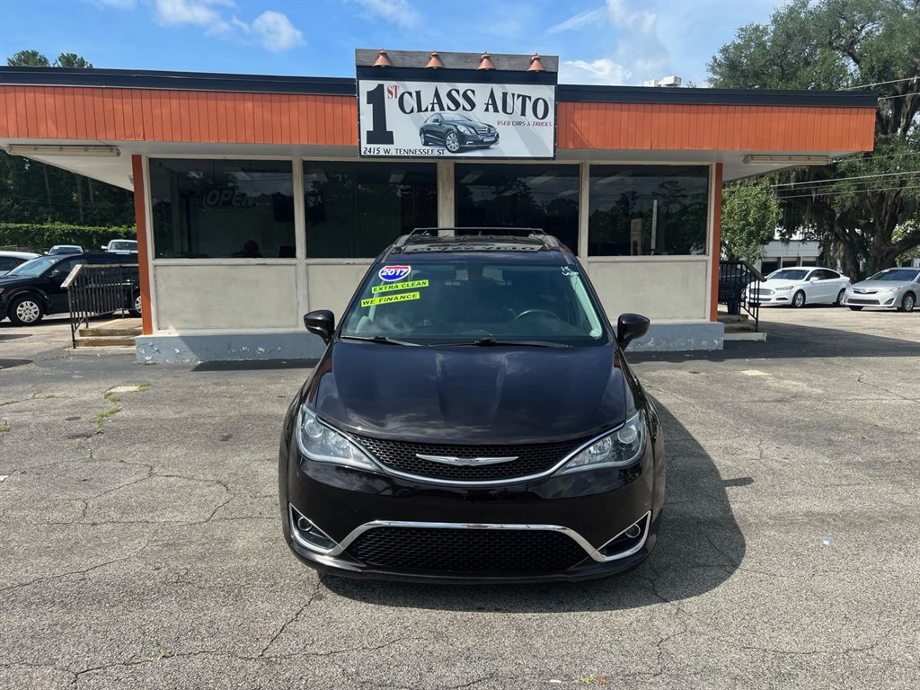 2017 Chrysler Pacifica Touring Plus photo