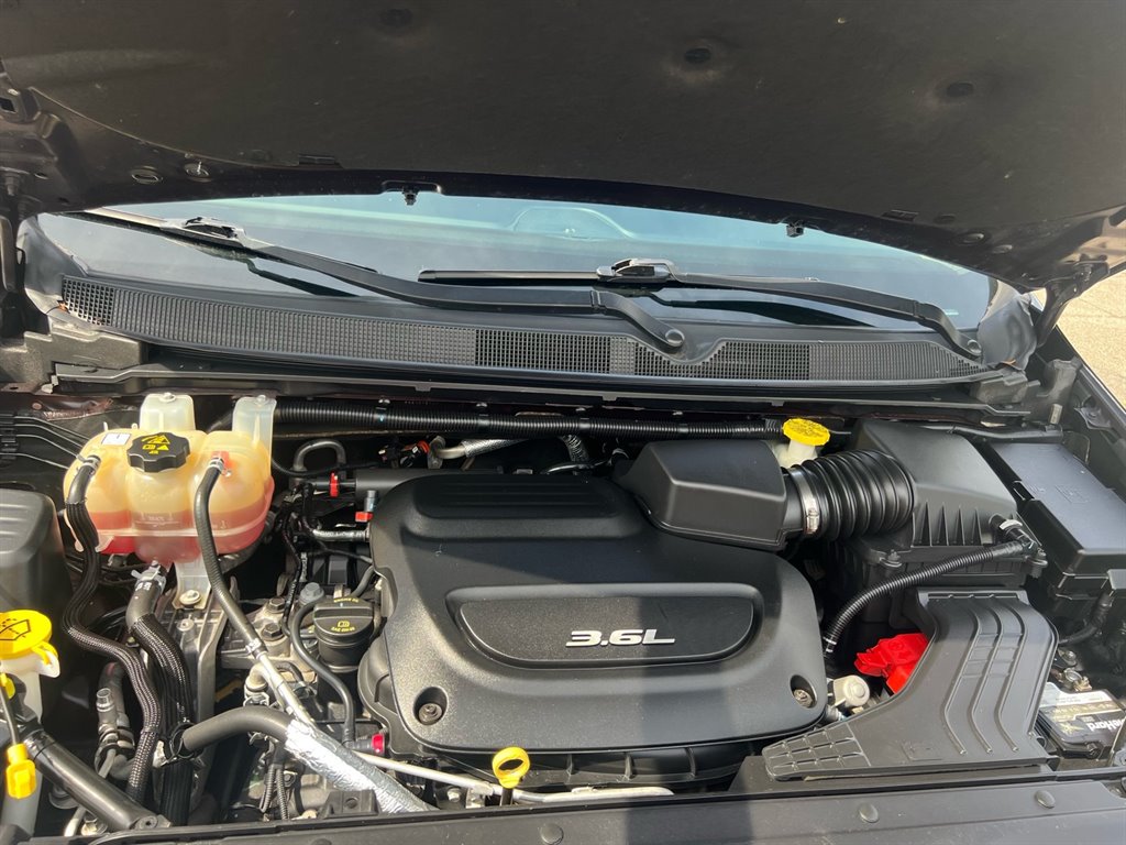 2017 Chrysler Pacifica Touring Plus photo