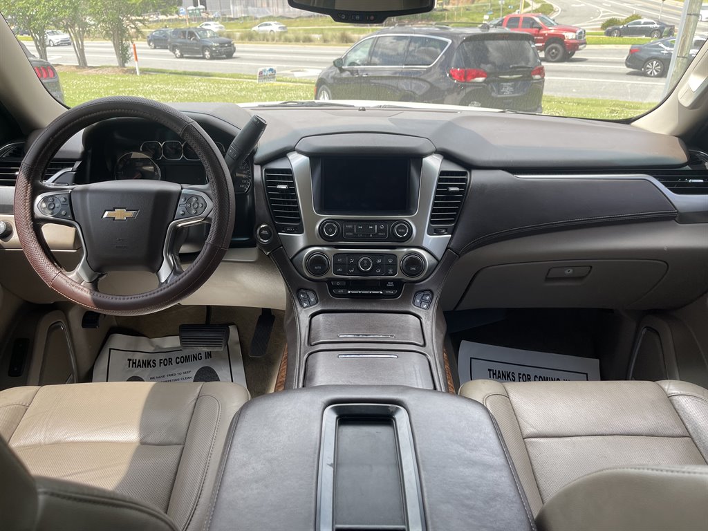 2015 Chevrolet Suburban - $21,995
