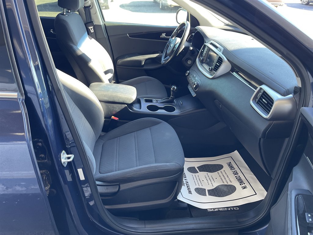 2018 Kia Sorento LX photo