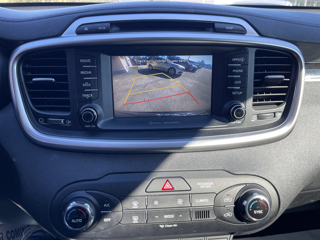2018 Kia Sorento LX photo