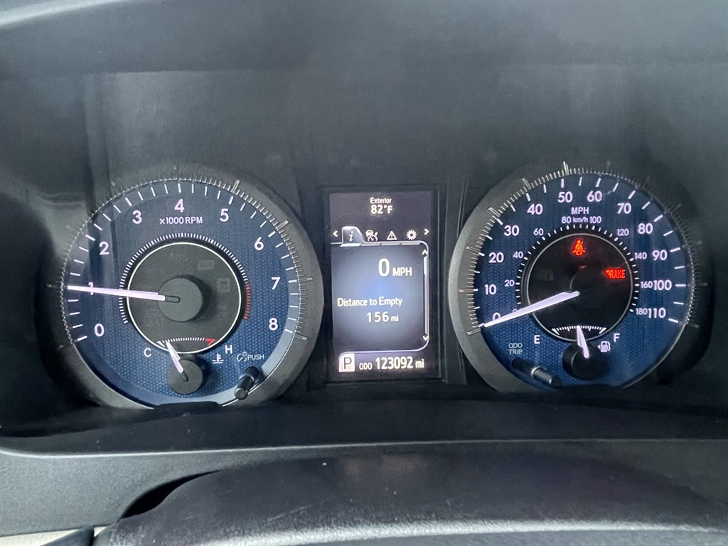 2018 Toyota Sienna - $19,995