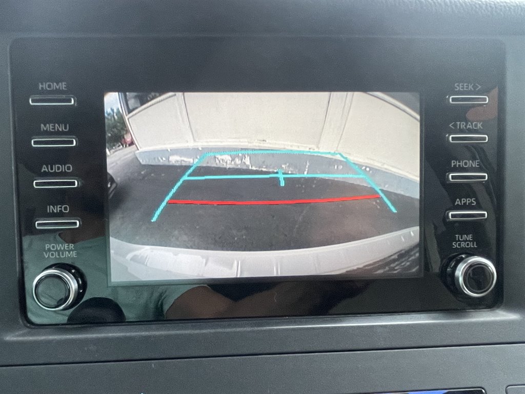 2018 Toyota Sienna - $19,995