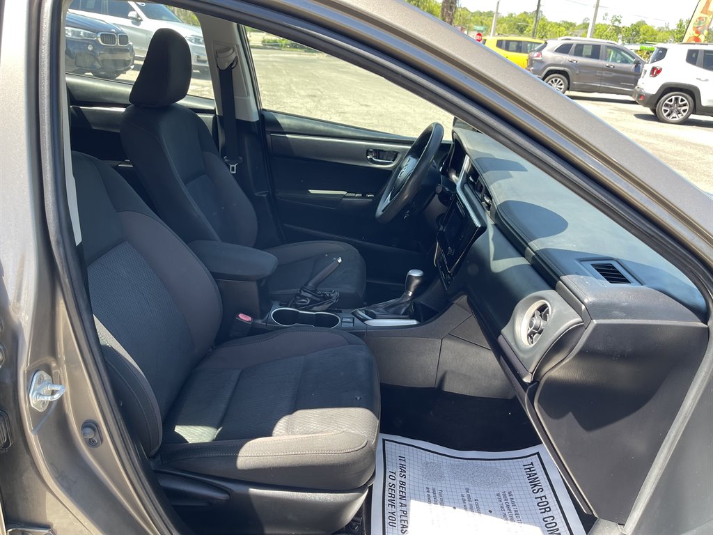 2024 Toyota Tacoma SR photo 41