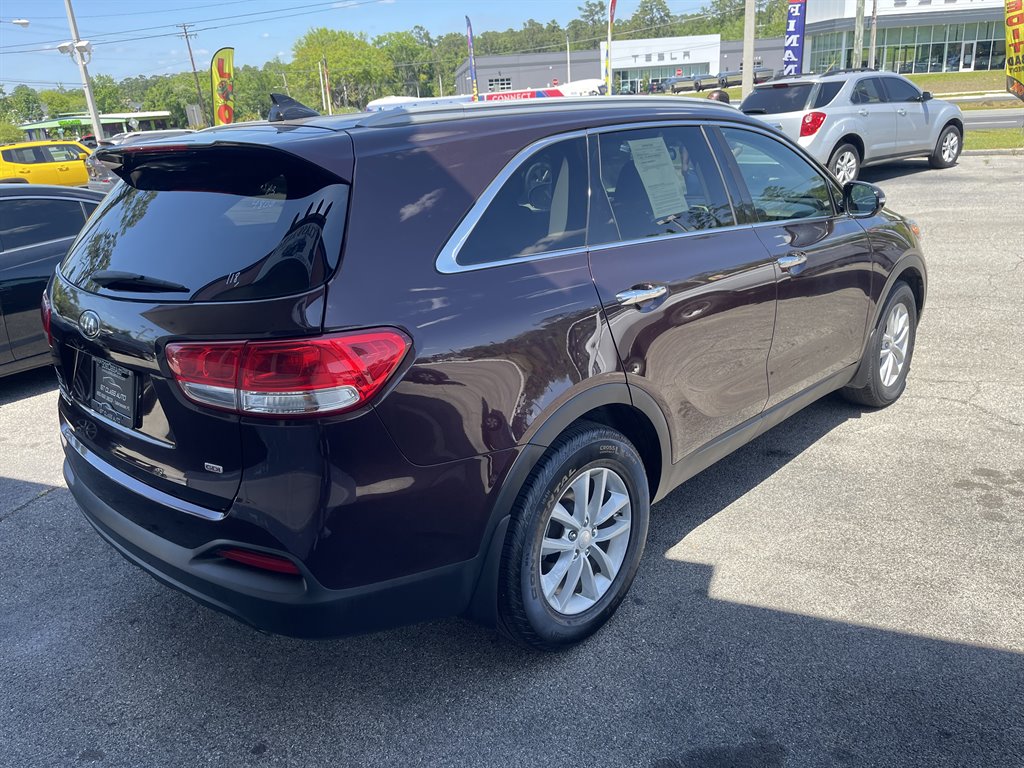 2016 Kia Sorento L photo