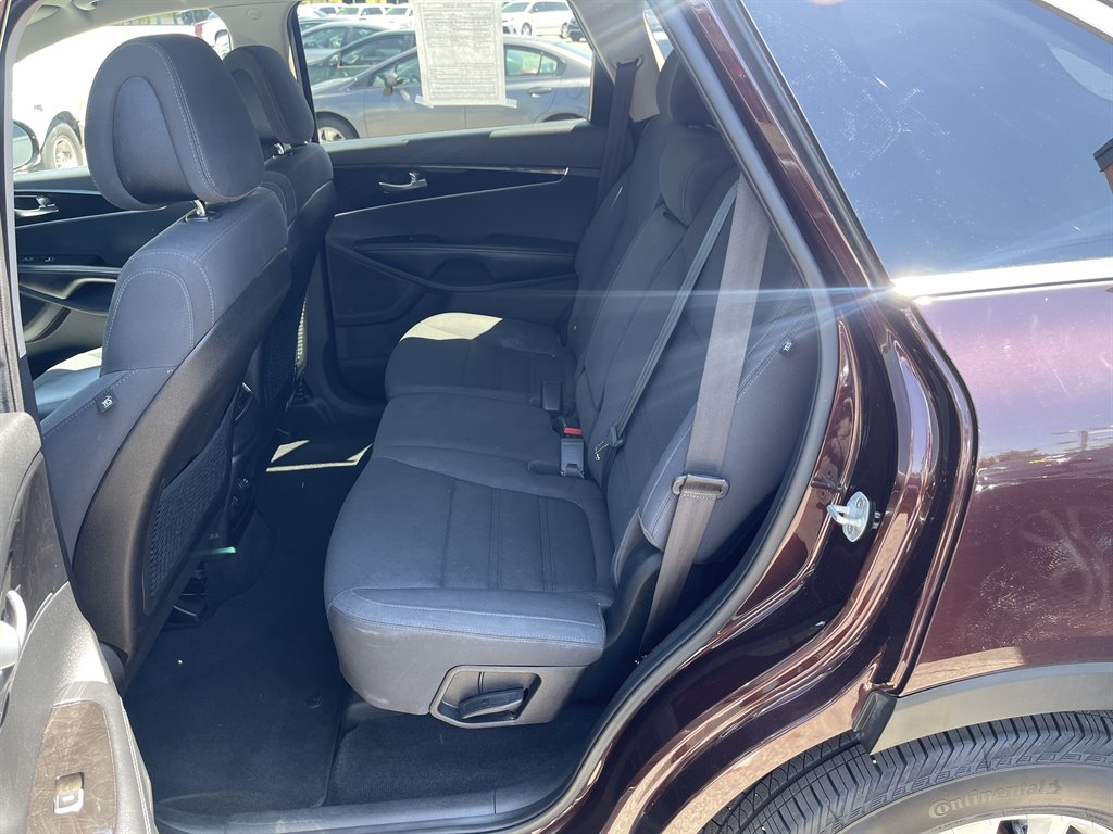 2016 Kia Sorento L photo