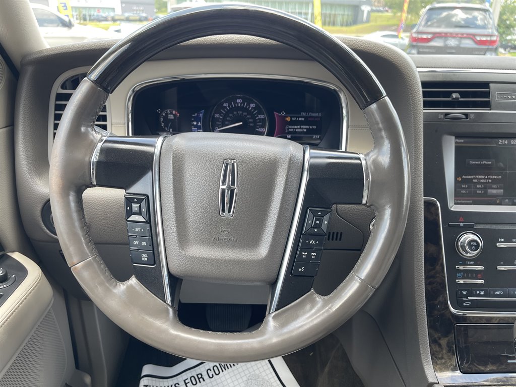 2015 Lincoln Navigator - $14,995
