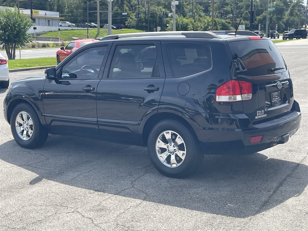 2009 Kia Borrego - $8,995