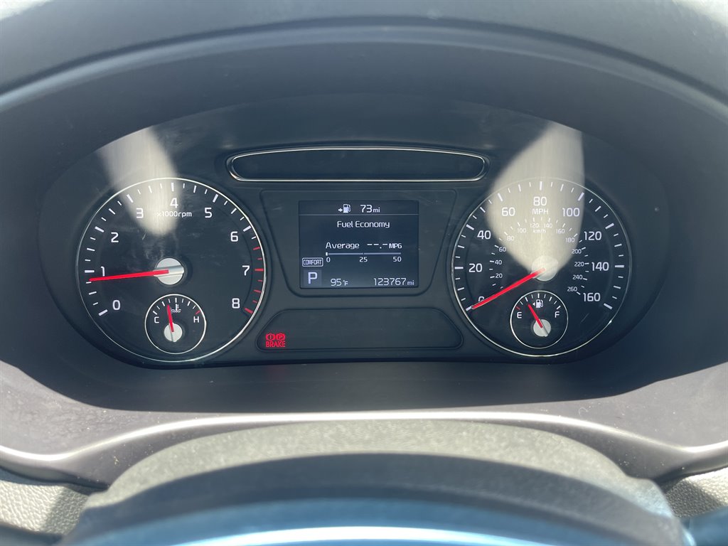 2019 Kia Sorento - $15,995