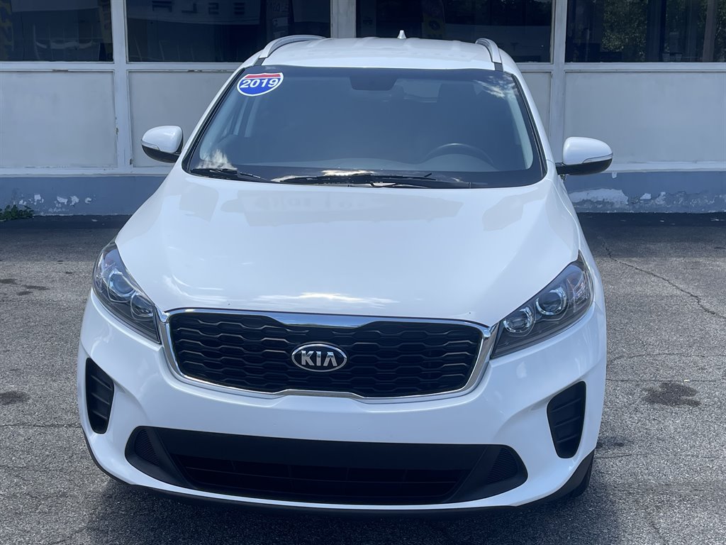 2019 Kia Sorento - $15,995