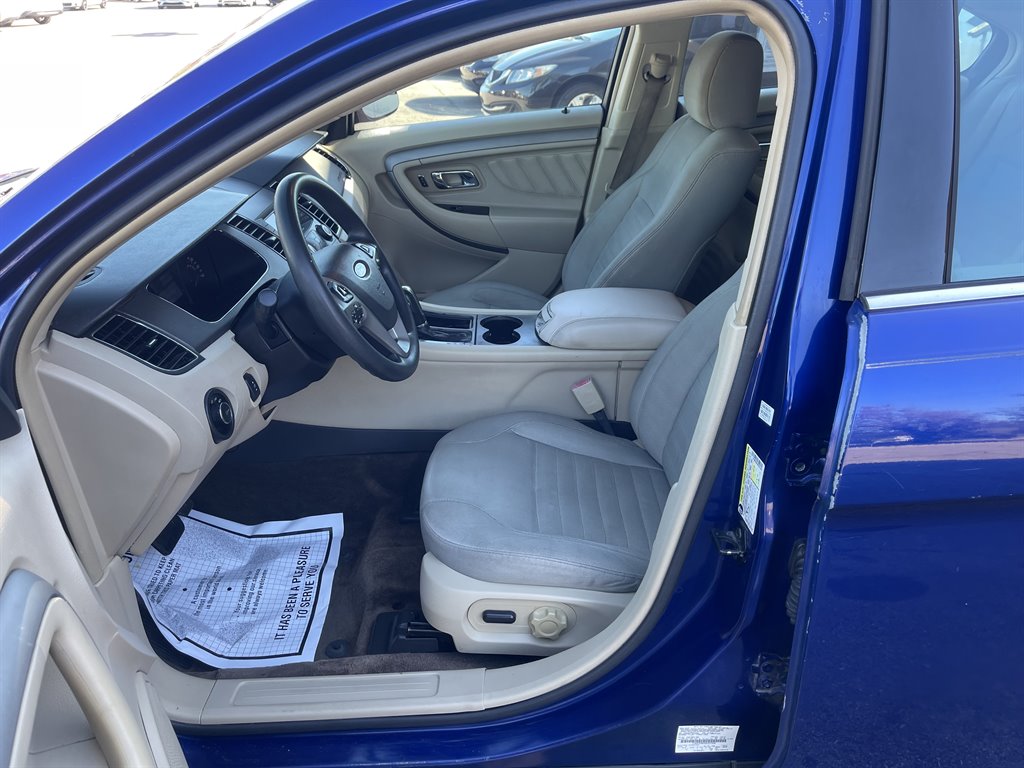 2013 Ford Taurus - $8,995