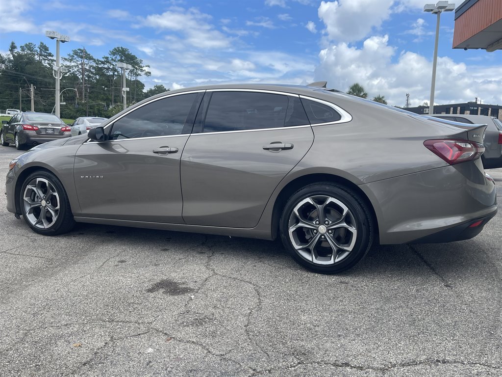 2020 Chevrolet Malibu - $16,995