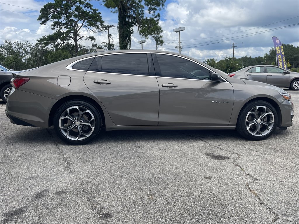 2020 Chevrolet Malibu - $16,995