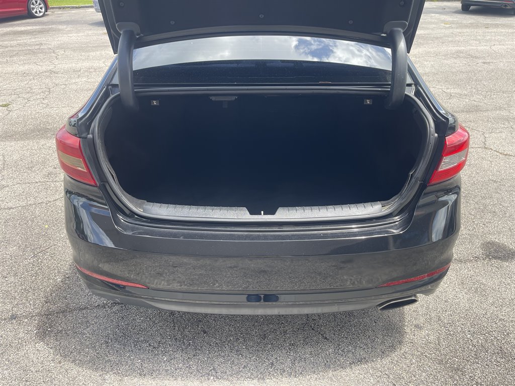 2015 Hyundai Sonata - $10,995