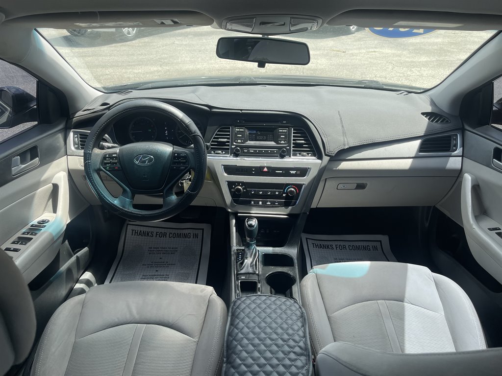 2015 Hyundai Sonata - $10,995