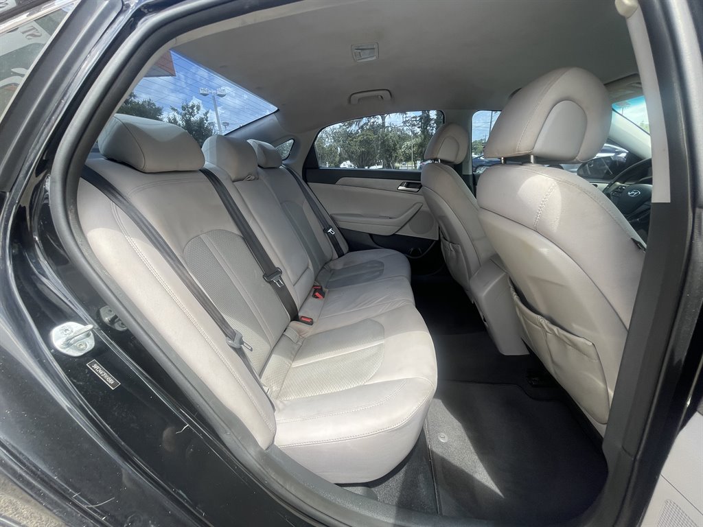2015 Hyundai Sonata - $10,995