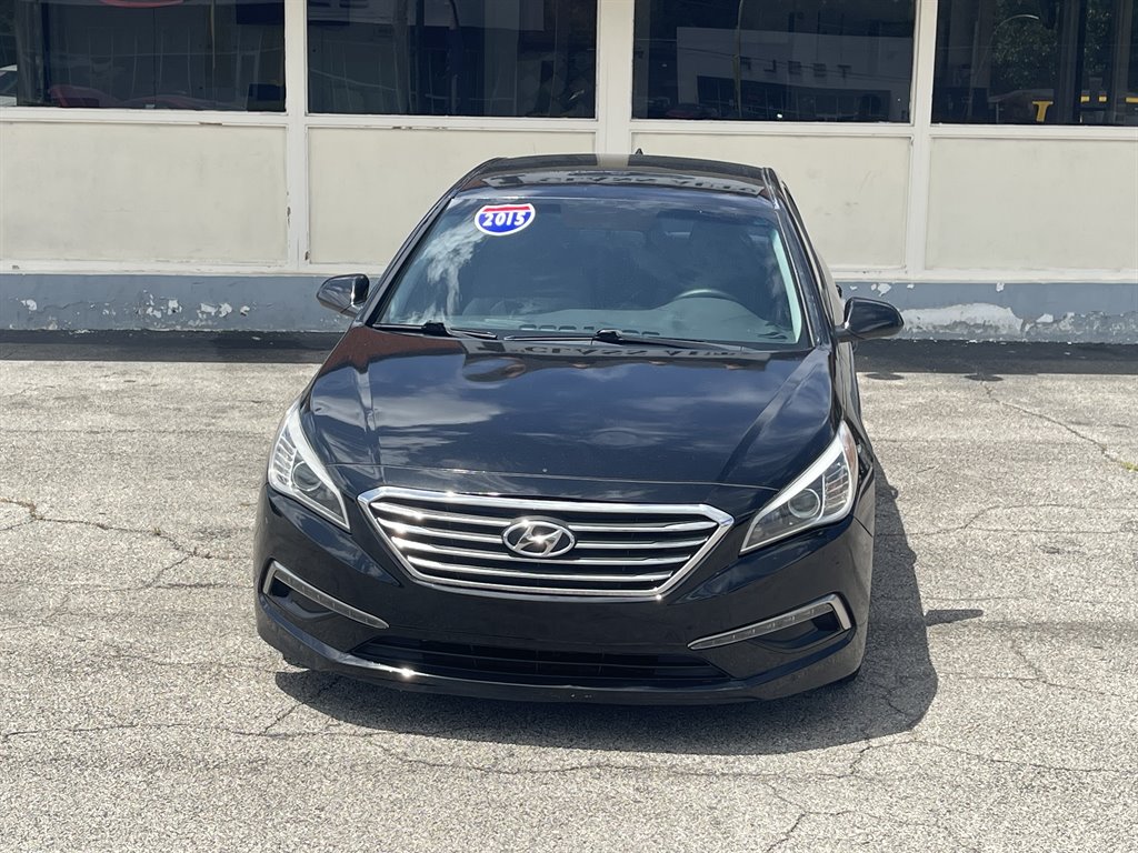 2015 Hyundai Sonata - $10,995