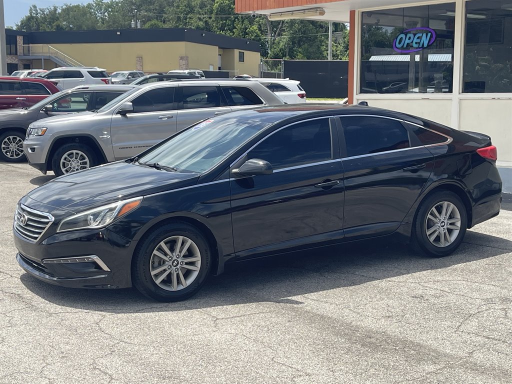 2015 Hyundai Sonata - $10,995