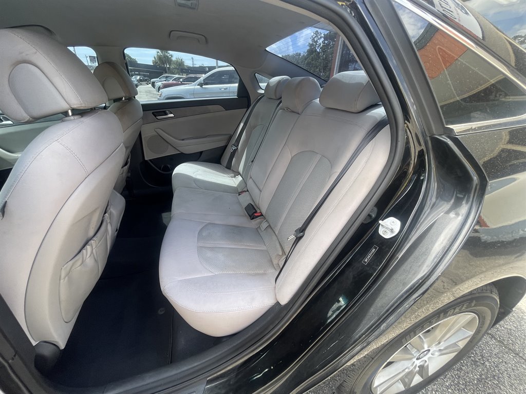 2015 Hyundai Sonata - $10,995