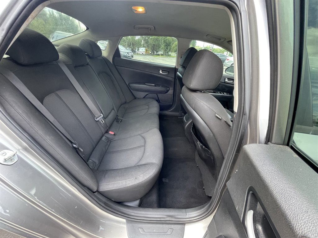 2017 Kia Optima - $10,995