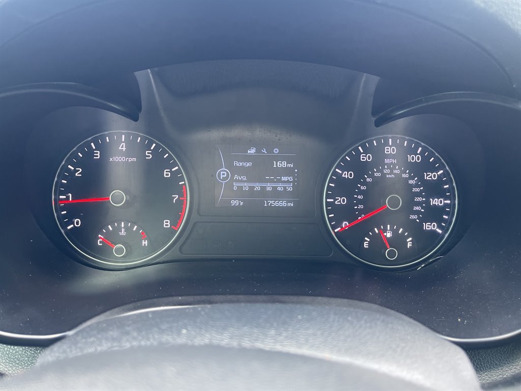 2017 Kia Optima - $10,995
