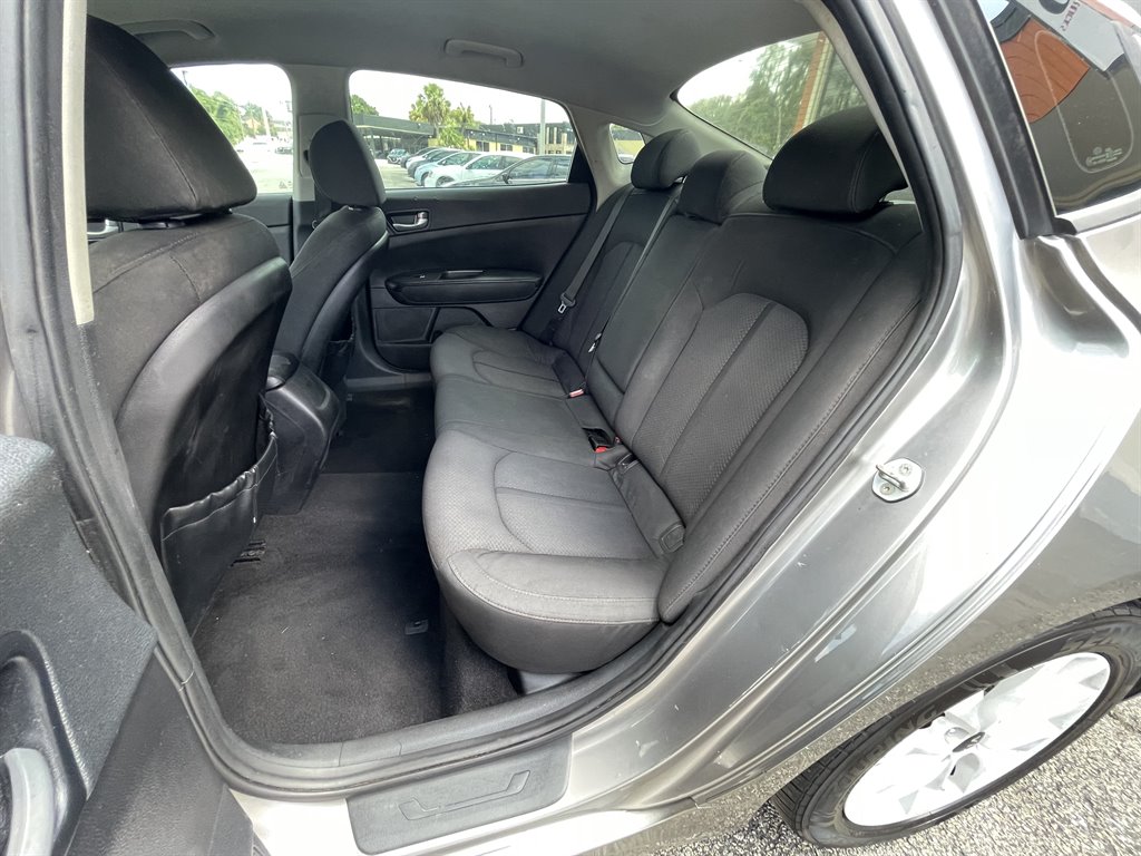 2017 Kia Optima - $10,995