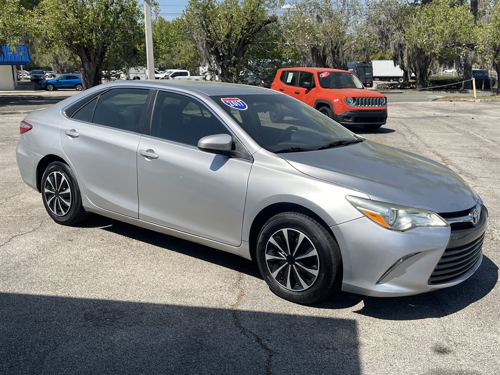 2017 Toyota Camry - $13,995