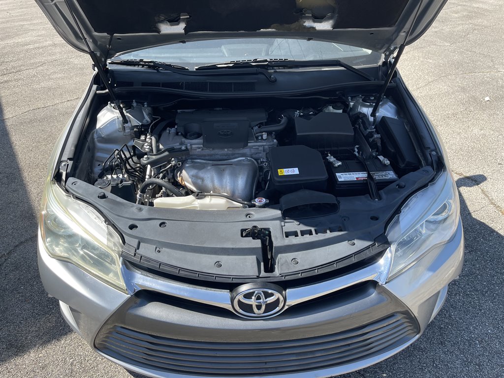 2017 Toyota Camry - $13,995
