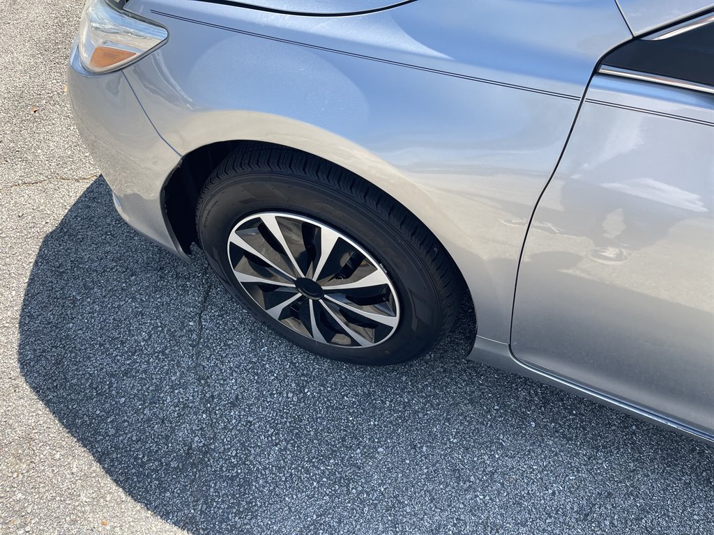2017 Toyota Camry - $13,995