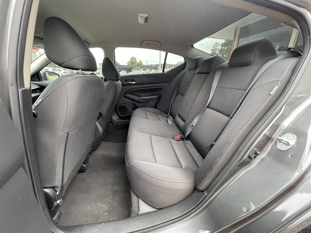 2022 Nissan Altima - $14,995