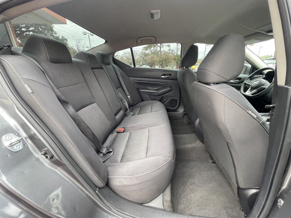 2022 Nissan Altima - $14,995