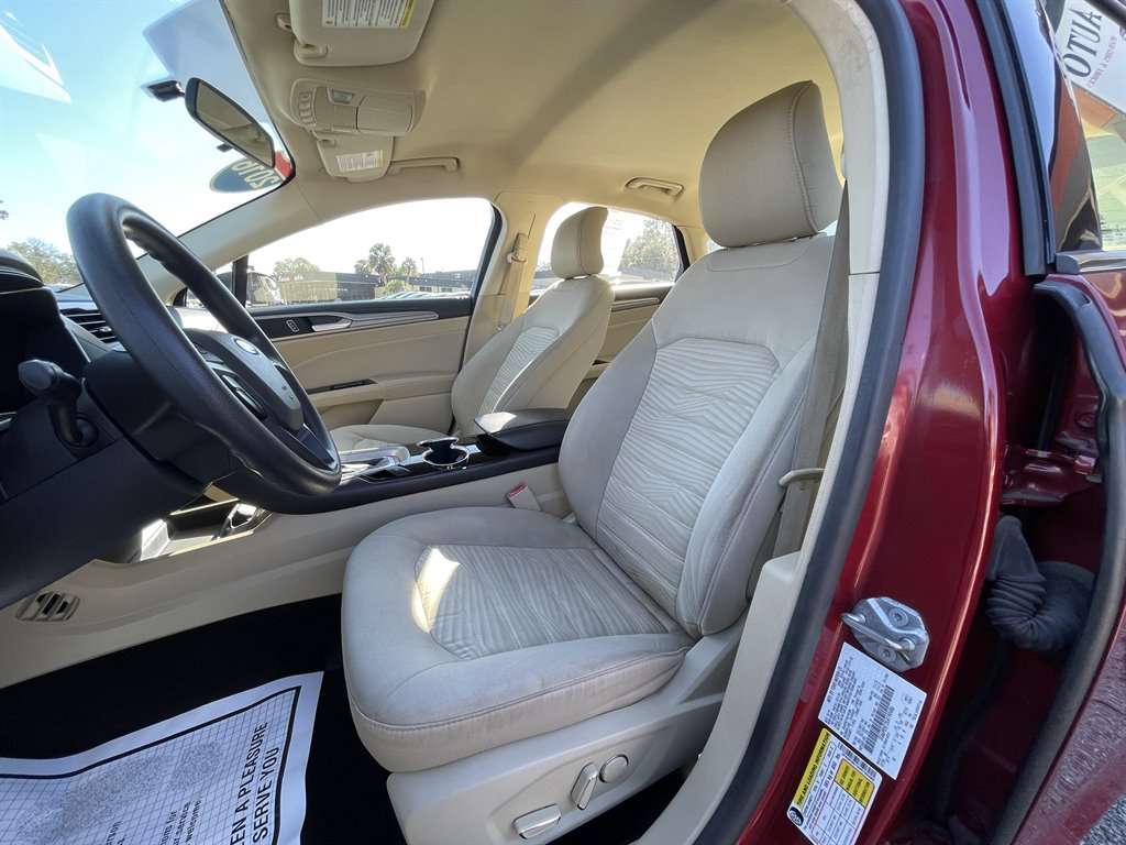 2016 Ford Fusion - $13,995