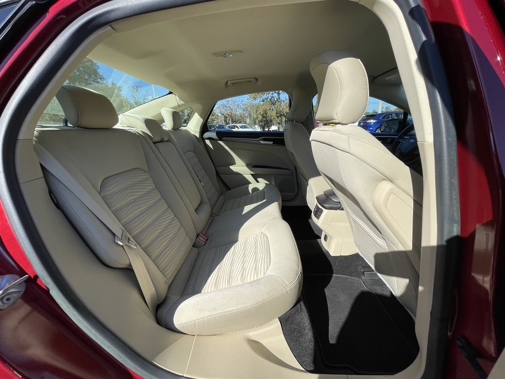 2016 Ford Fusion - $13,995