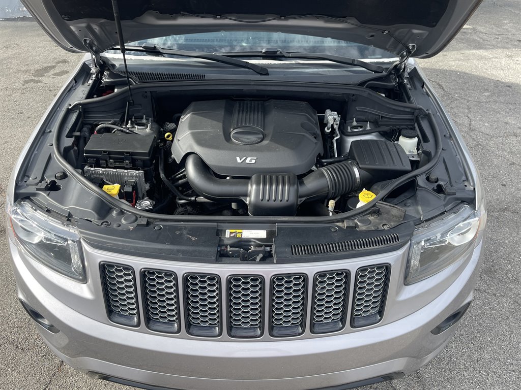 2015 Jeep Cherokee - $12,995
