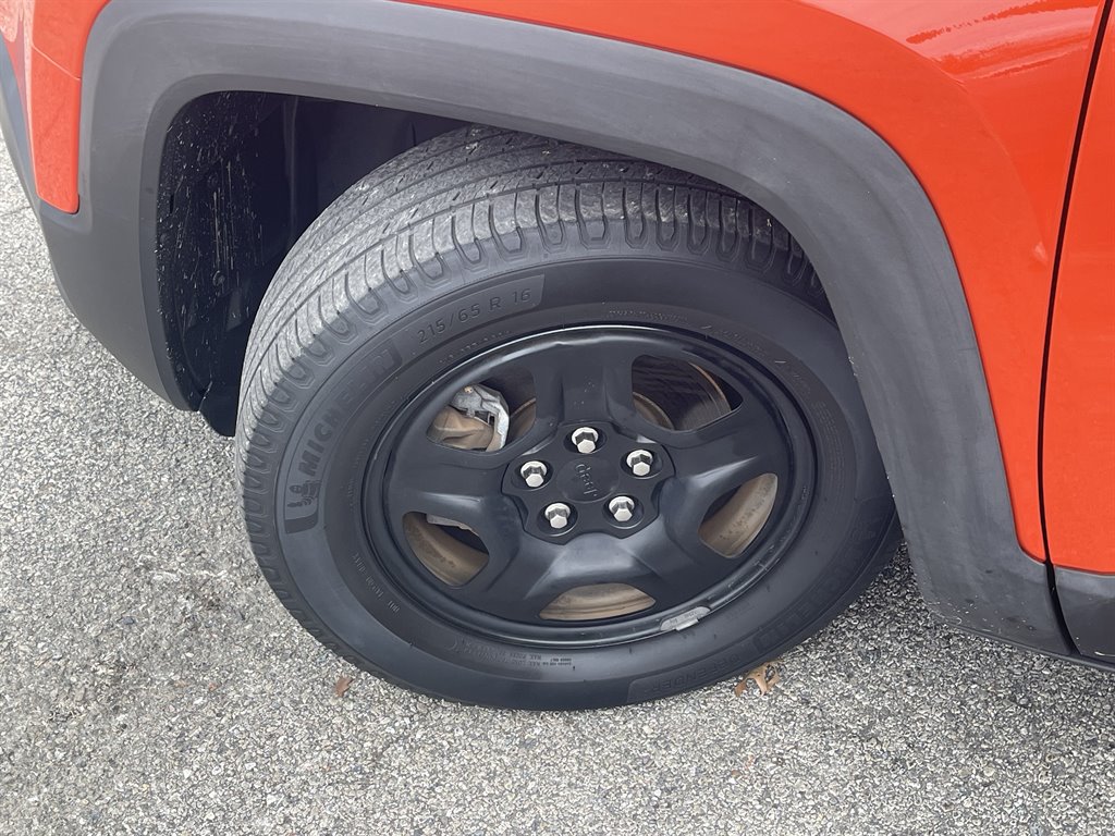 2017 Jeep Renegade - $11,995