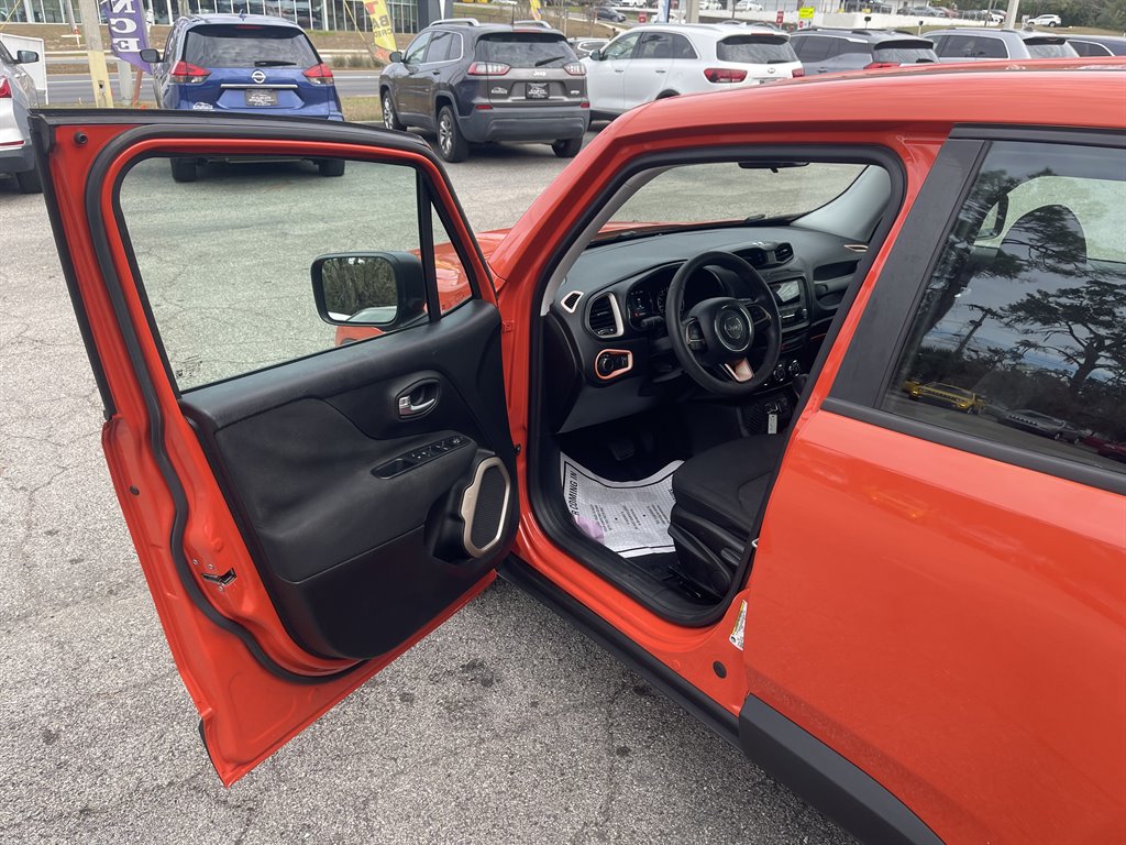 2017 Jeep Renegade - $11,995