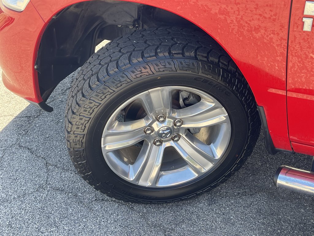 2018 Ram 1500 - $18,995