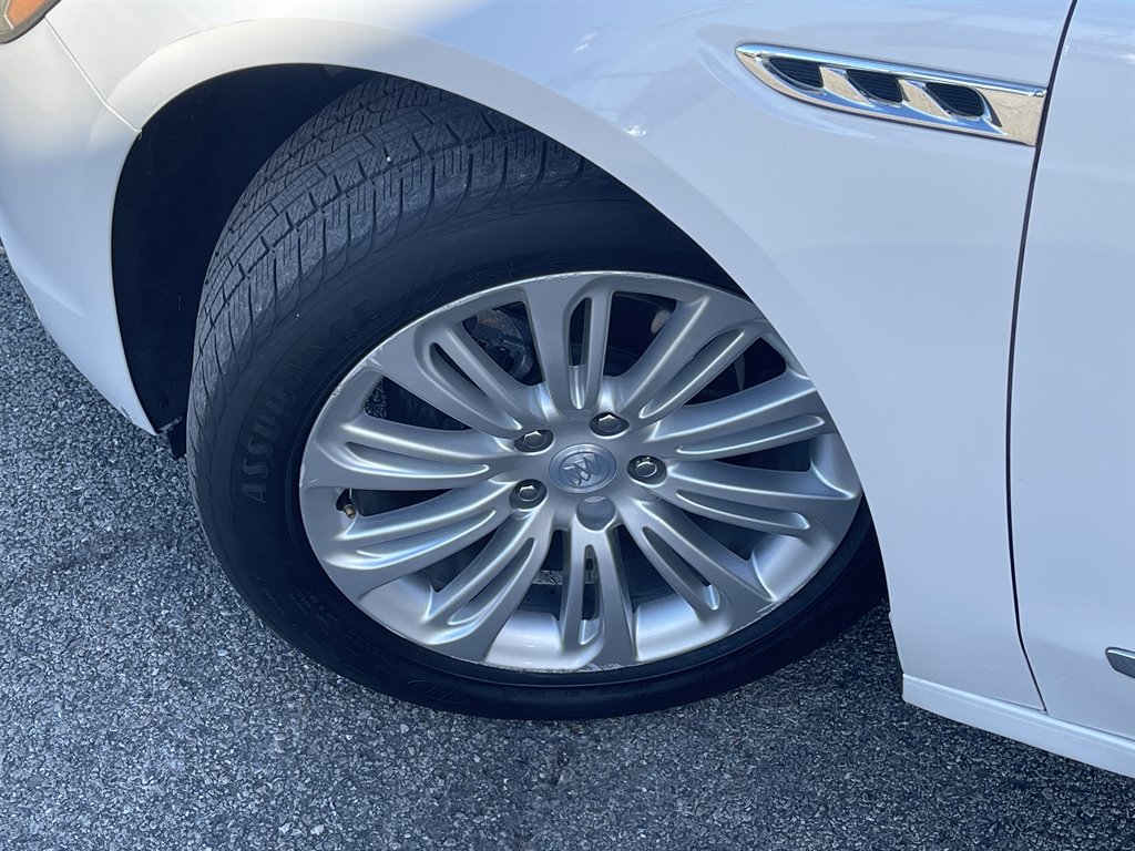 2018 Buick LaCrosse - $15,995