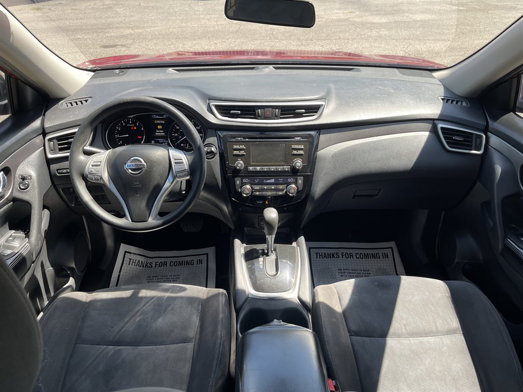 2016 Nissan Rogue - $9,995