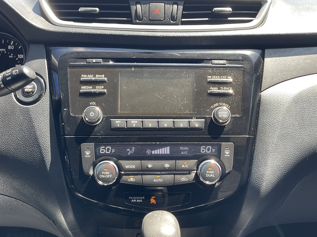 2016 Nissan Rogue - $9,995