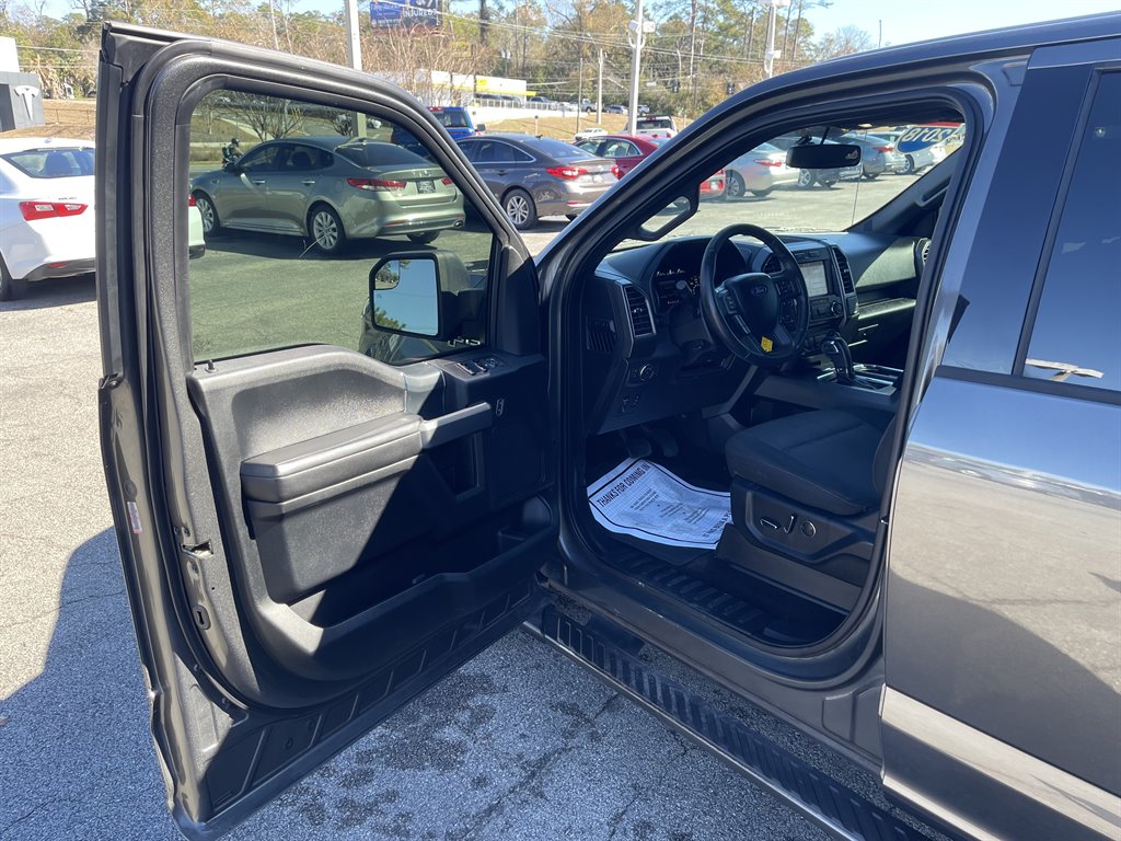 2018 Ford F-150 - $19,995