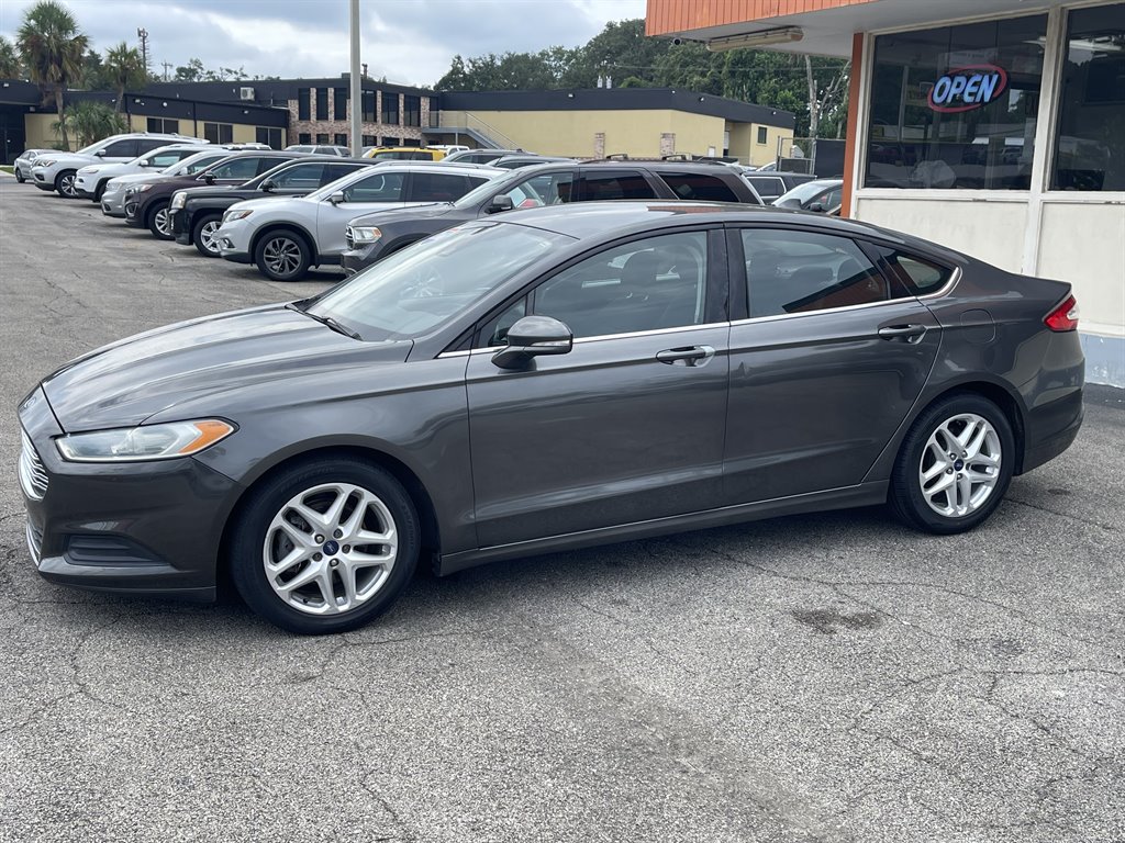 2016 Ford Fusion - $9,995