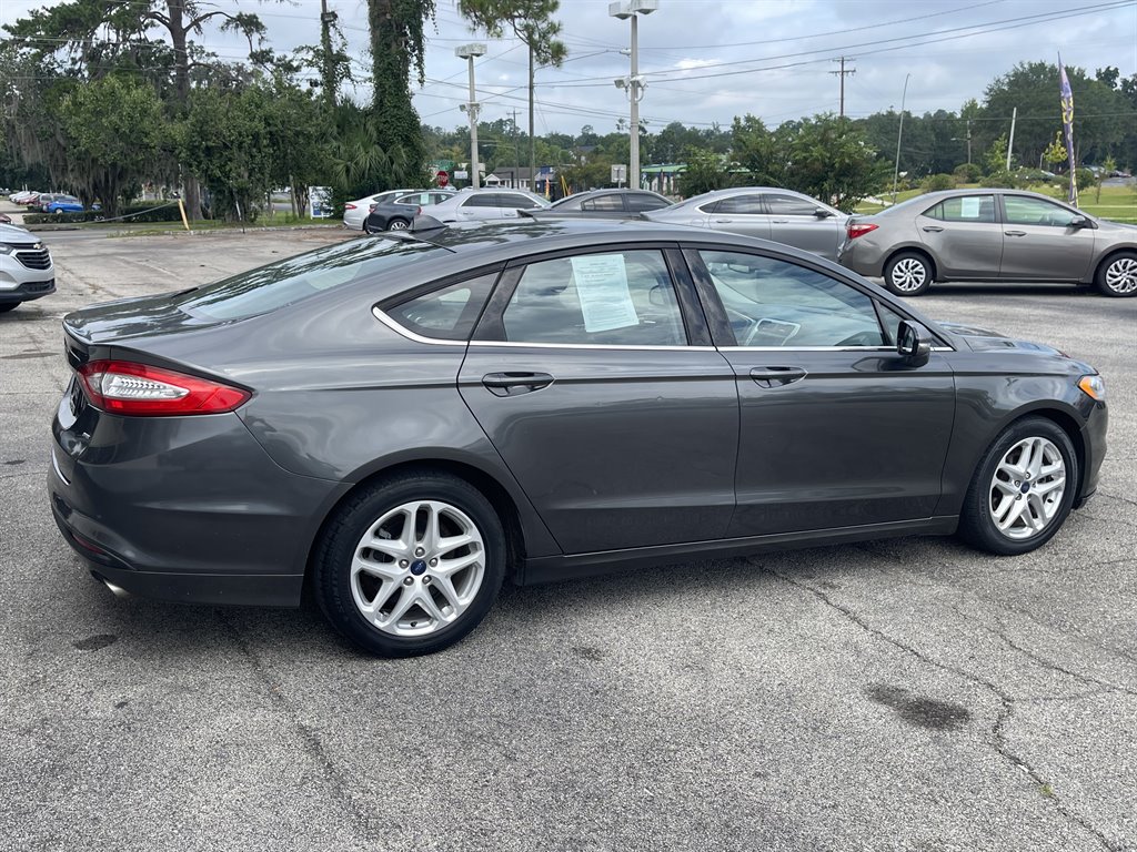 2016 Ford Fusion - $9,995
