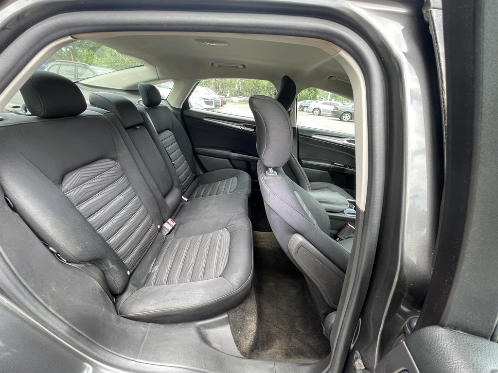 2016 Ford Fusion - $9,995